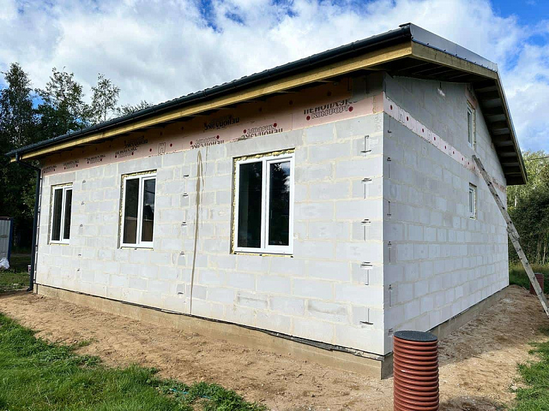 Строительство дома из газобетона в д. Малые Жарки 